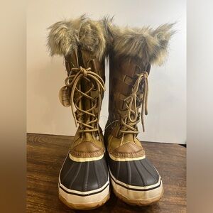 JBU Edith Encore Winter boots. Size 7
